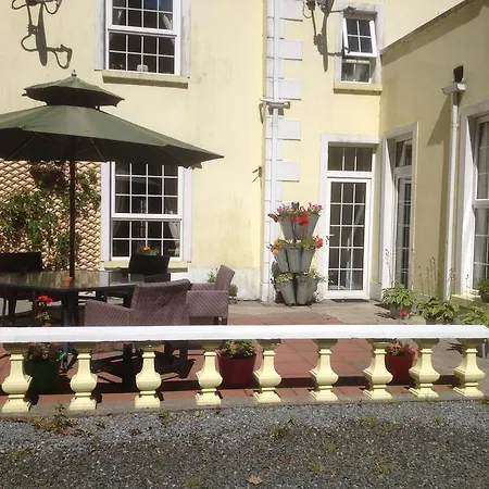 Admiralty House * Moville