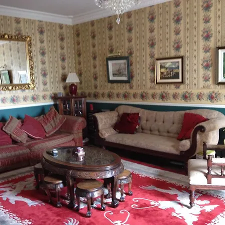 Hotel Admiralty House *